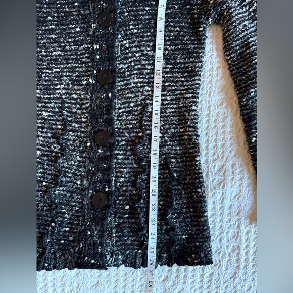 Vertigo Paris Ruffled Knit Cardigan Black White Speckled Button Up Sz S - Picture 10 of 13